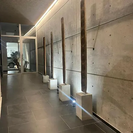 Bridge House 레메소스