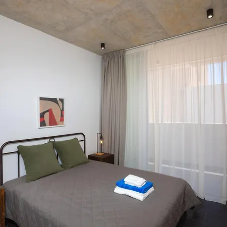Bridge House 레메소스